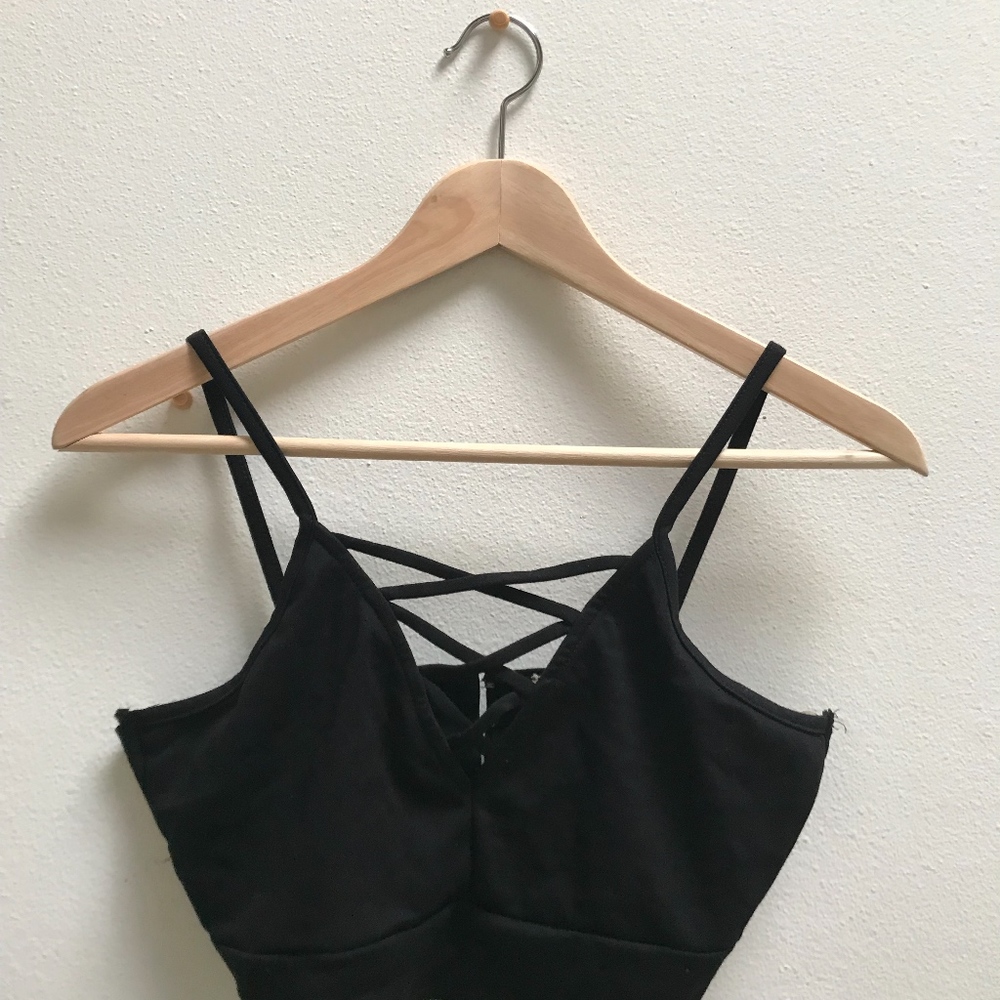 BLACK BRALETTE